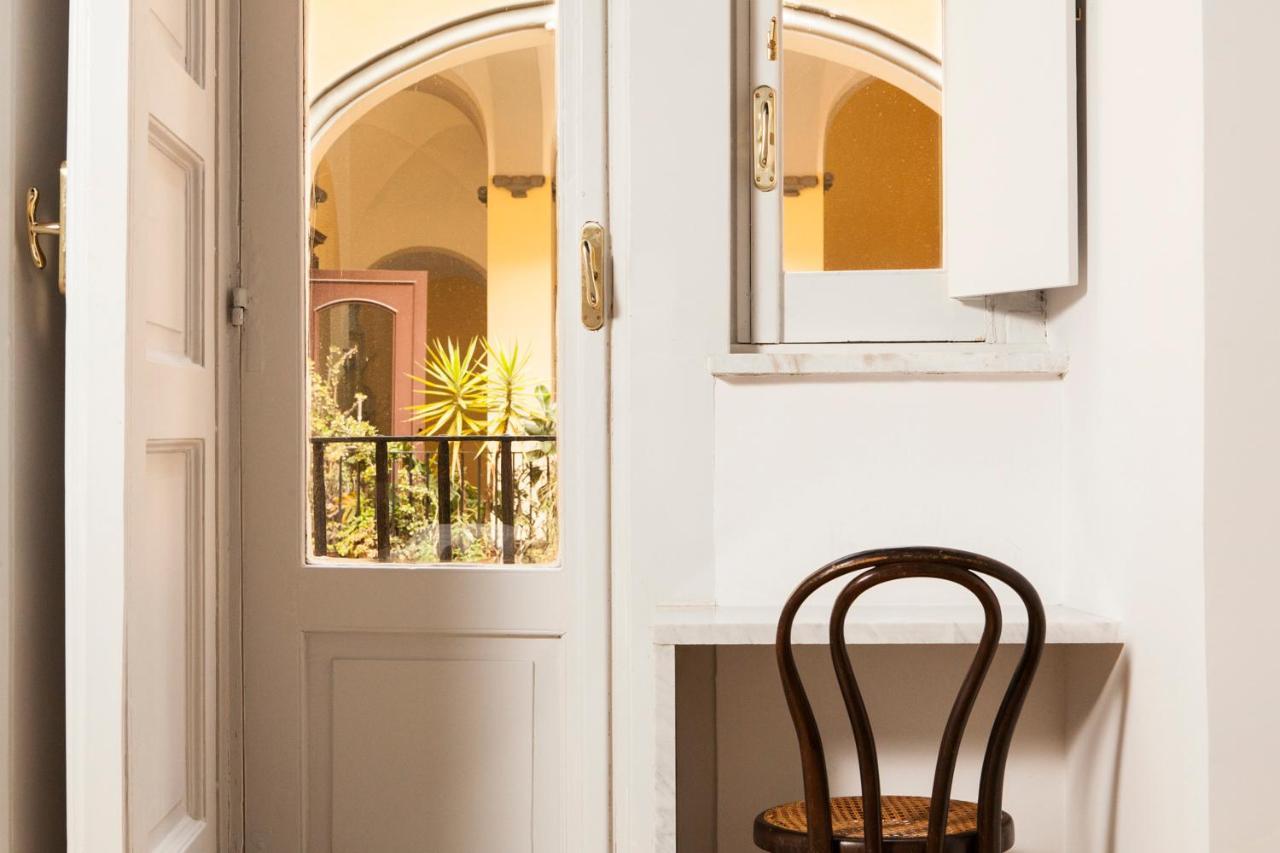Superotium Bed and Breakfast Napoli Eksteriør billede